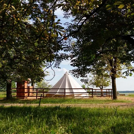 U Hrabete Kinskeho S Nadechem Safari Luxussátor